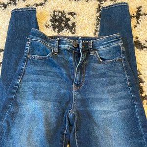 American Eagle Next Level Stretch/Super High Rise Jegging. Size 2 Short.